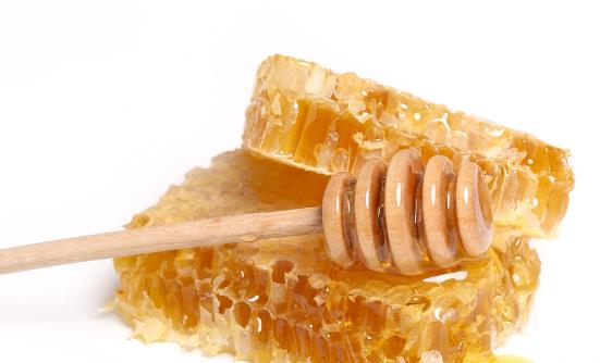 三类人吃蜂蜜如同吃毒药 解析喝蜂蜜水的五大禁忌